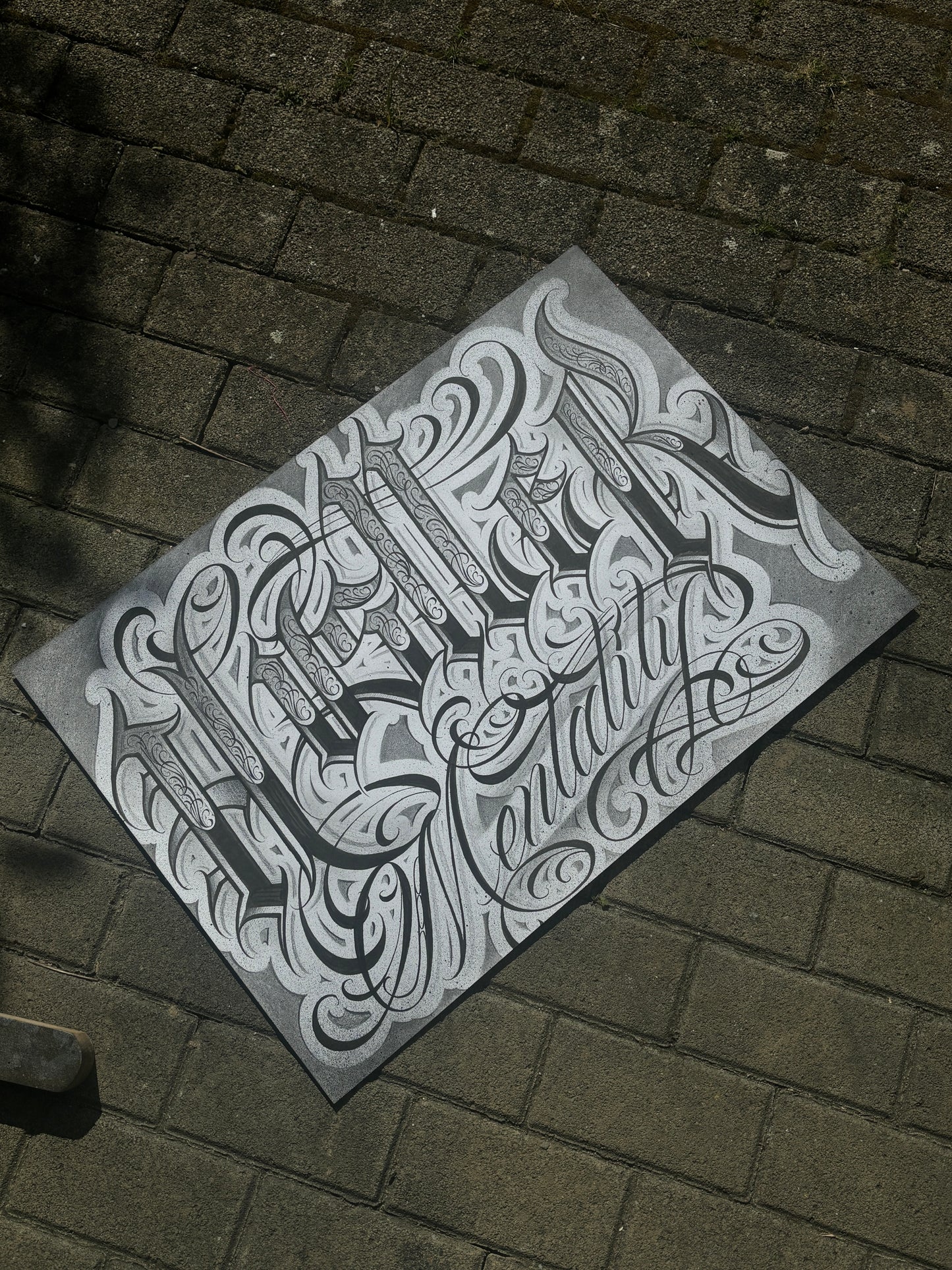 "HUSTLER MENTALITY" PRINT