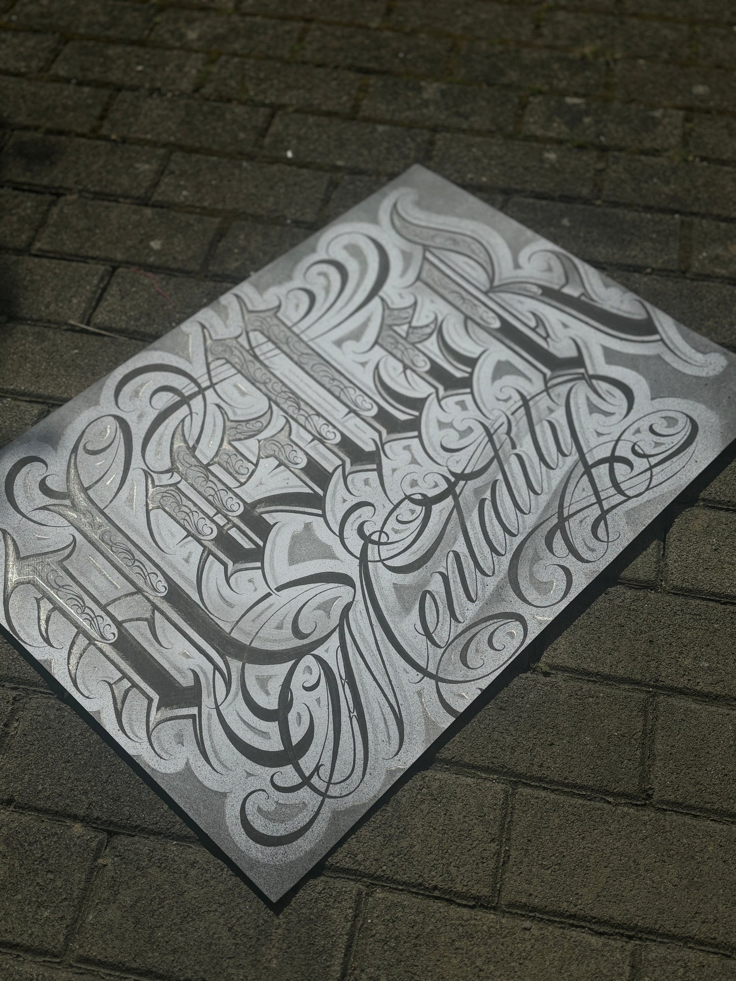 "HUSTLER MENTALITY" PRINT